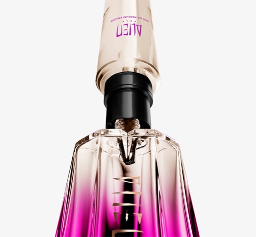 Mugler Alien Pulp Eau de Parfum mit pinkfarbenem Glasflakon im Detail